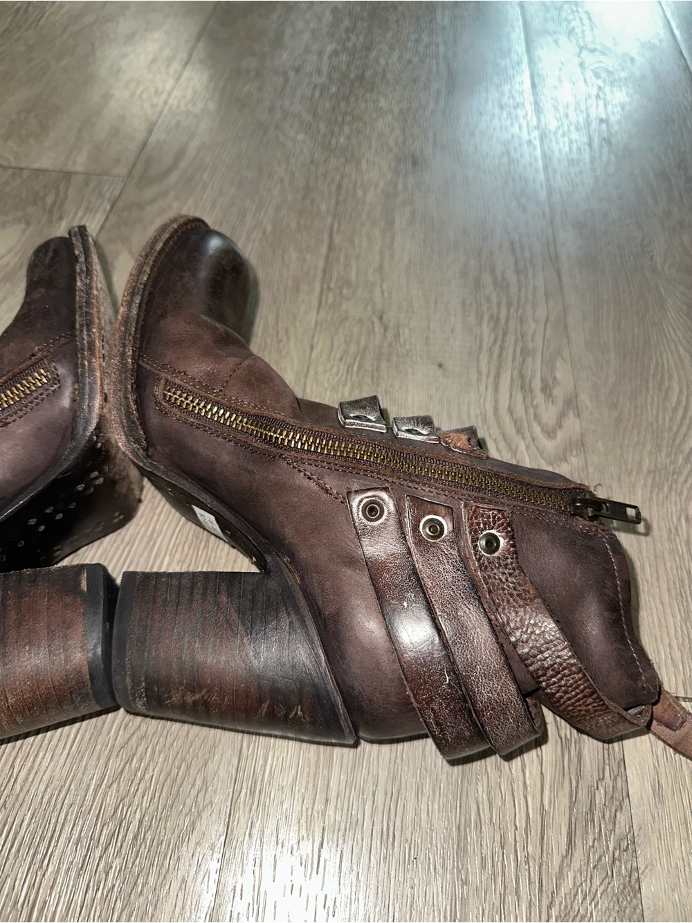 Freebird Blaze Brown Leather Booties Side Buckle Heeled Ankle Boots Size 7 - Picture 7 of 11
